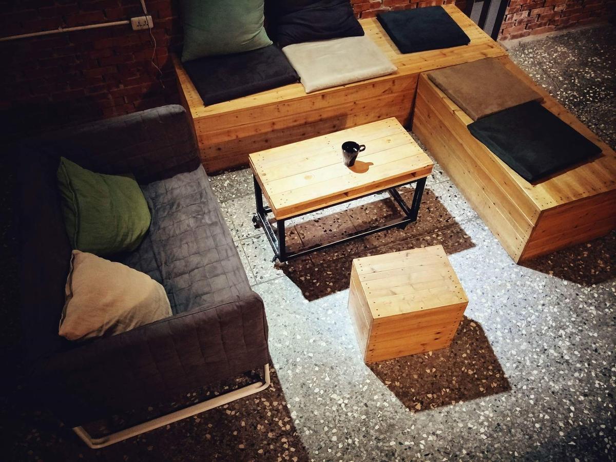 62巷背包客棧 Lane62 Hostel Longjing Exterior foto
